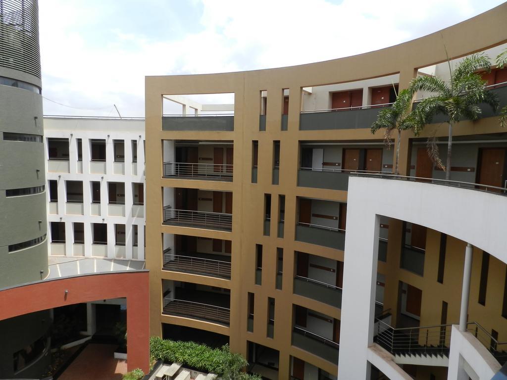 Hotel Rock Regency Toranagallu Luaran gambar
